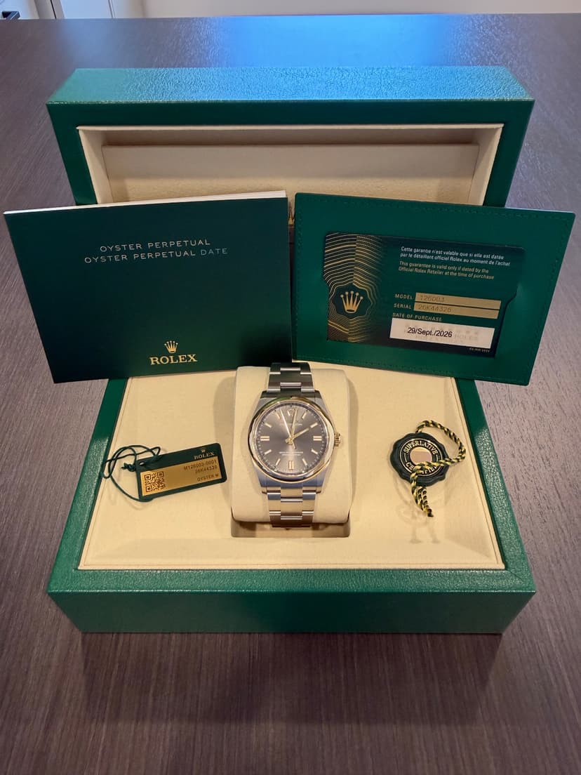 Rolex Oyster Perpetual 126003