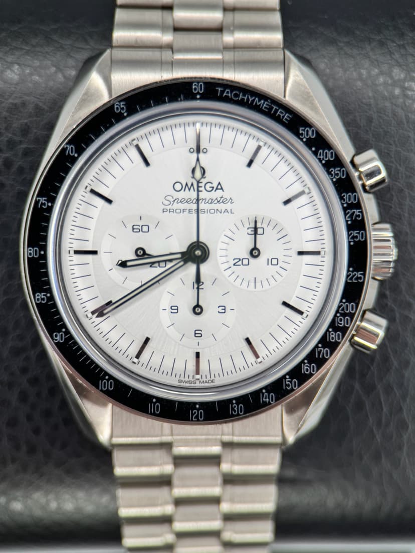 Omega White Gold Speedster 31060425002001